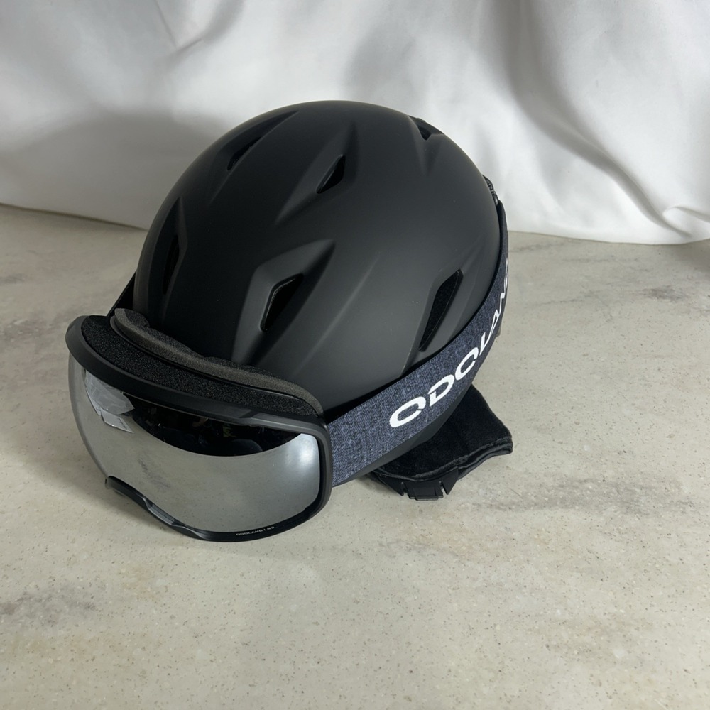 Odoland Ski Helmet And Googles - Black - Size Large